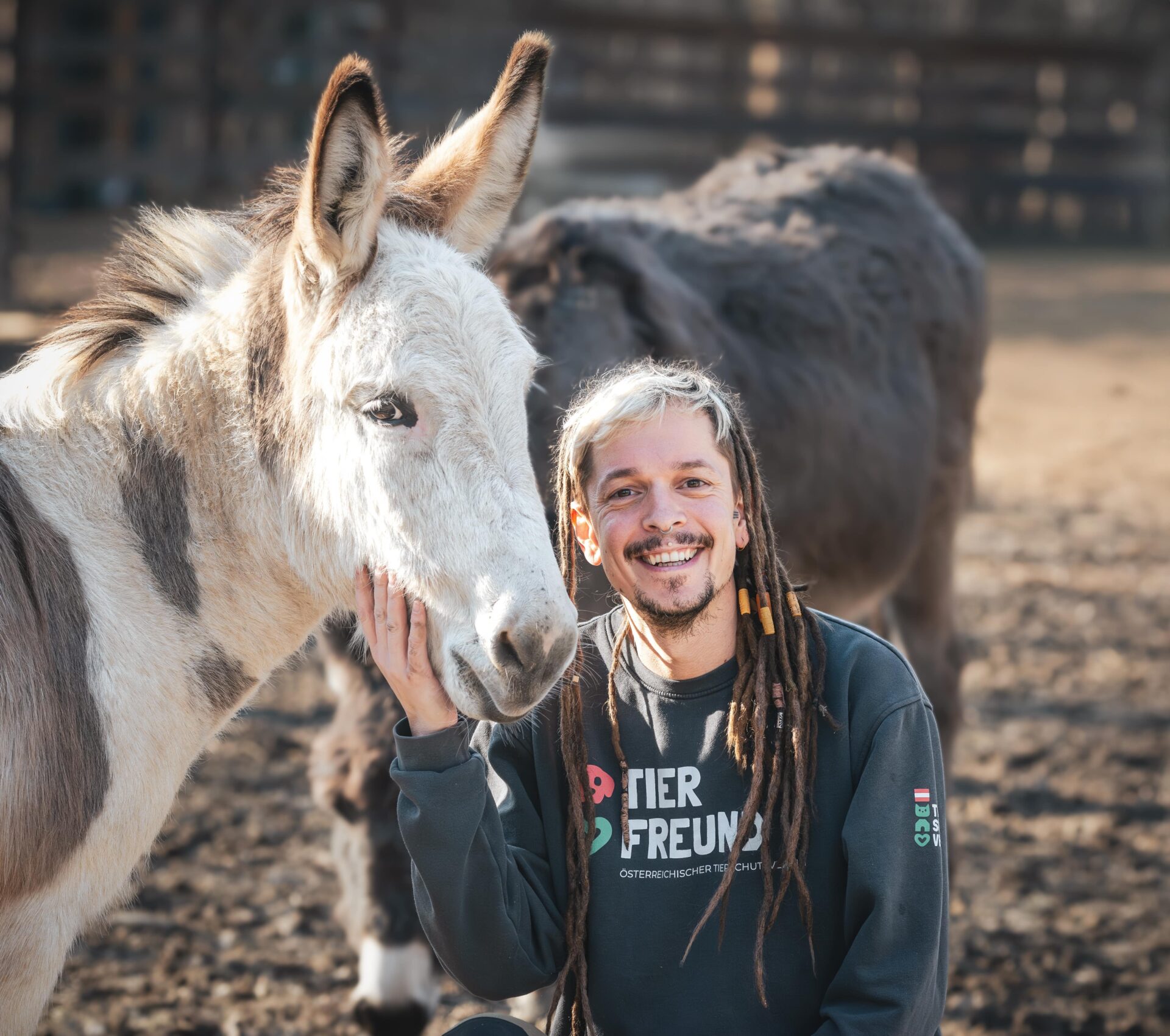 Österreichischer Tierschutzverein - Teamvorstellung: Tierpflegeleitung Assisi Hof Stockerau Alfred Kofler