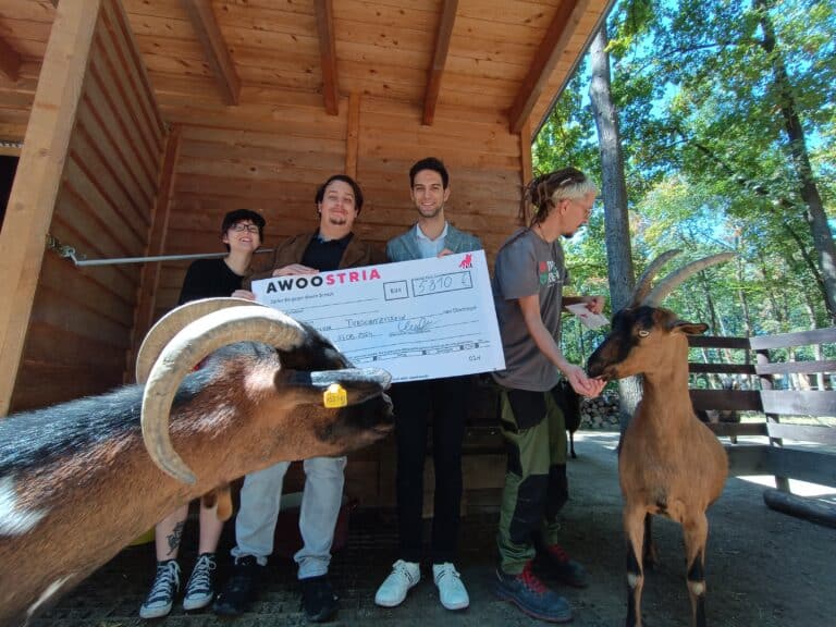 Furries spenden für Assisi-Hof Stockerau