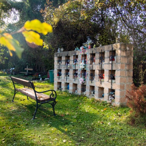 Tierfriedhof Waldesruh Urnenwand © Österreichischer Tierschutzverein